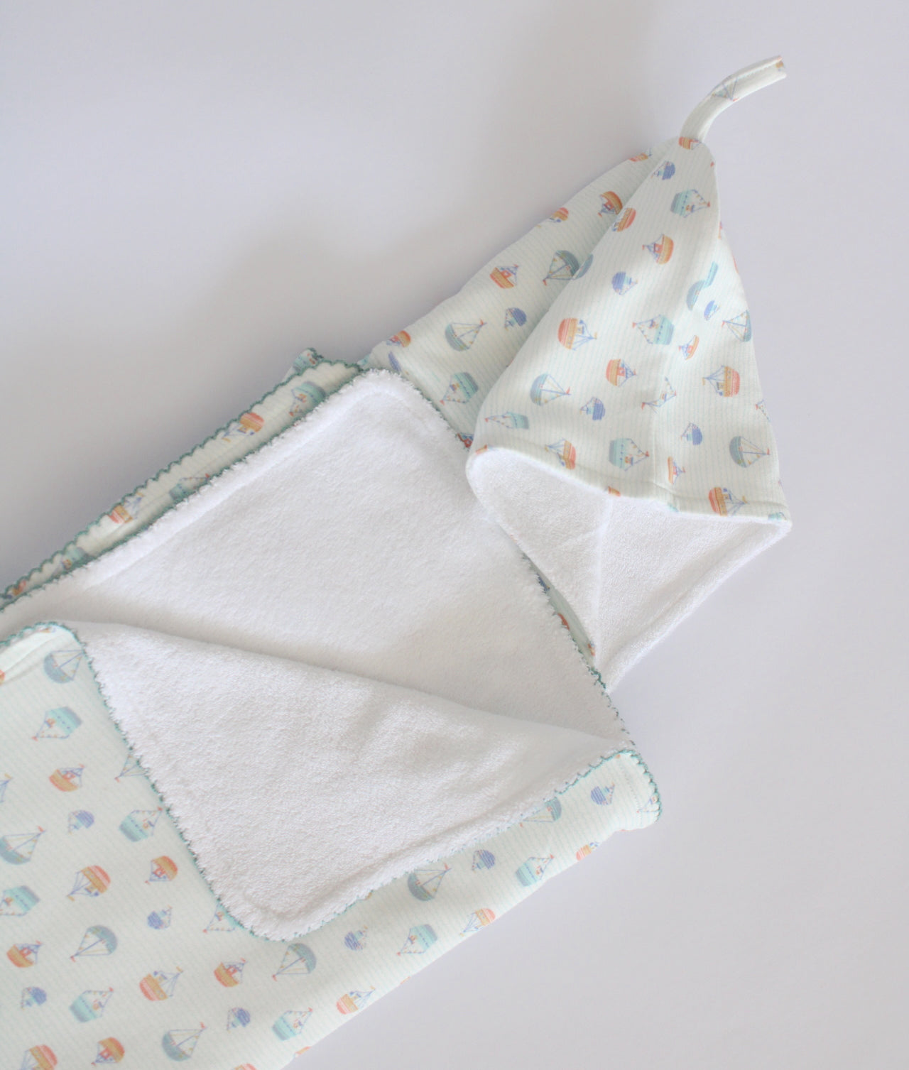 Toalla Capucha Barco Color